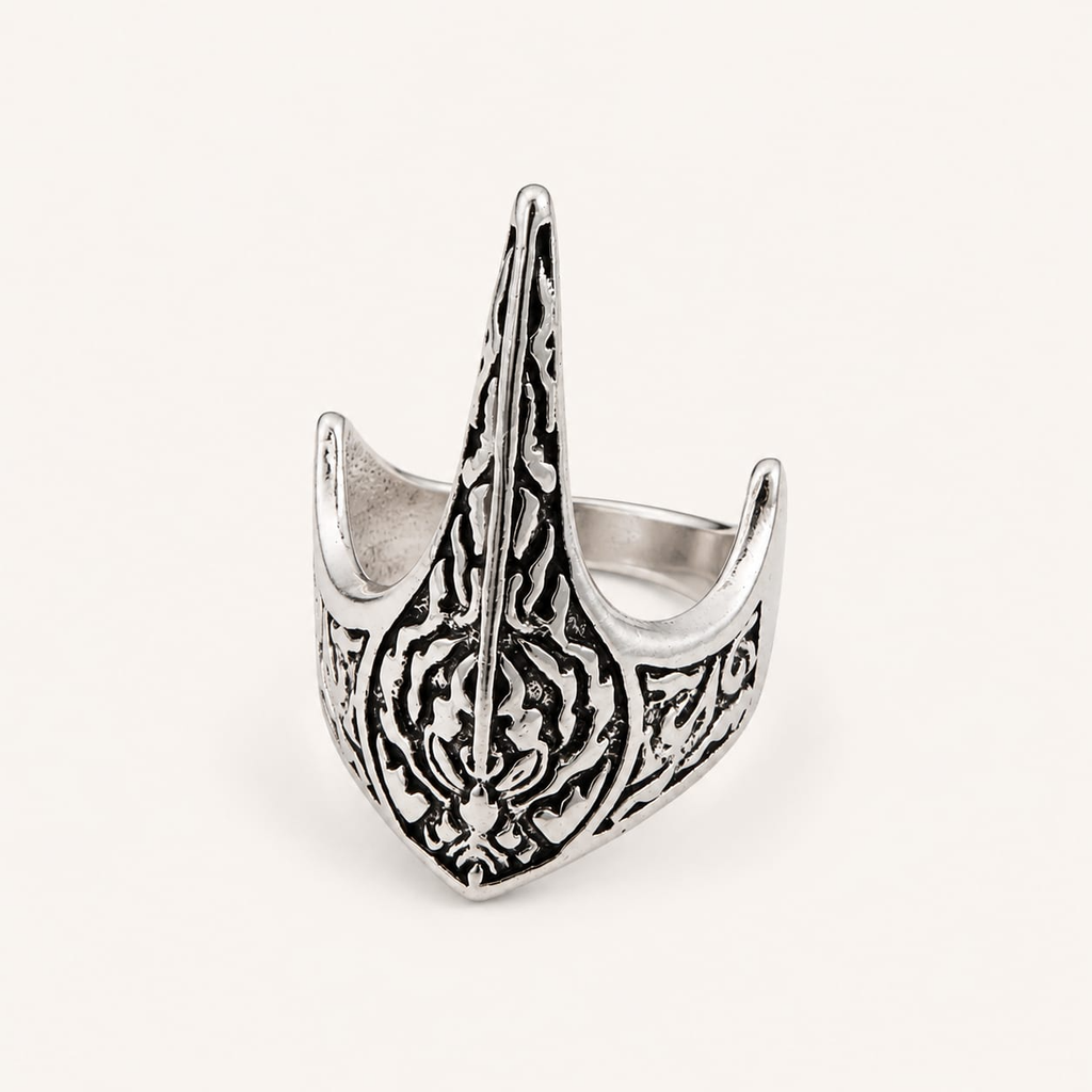 WOLF FANG RING